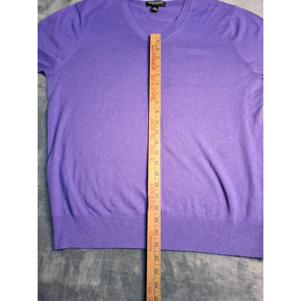 Banana Republic Luxury‎ Blend VNeck Sweater Mens Lg Purple Silk Cashmere/Cotton